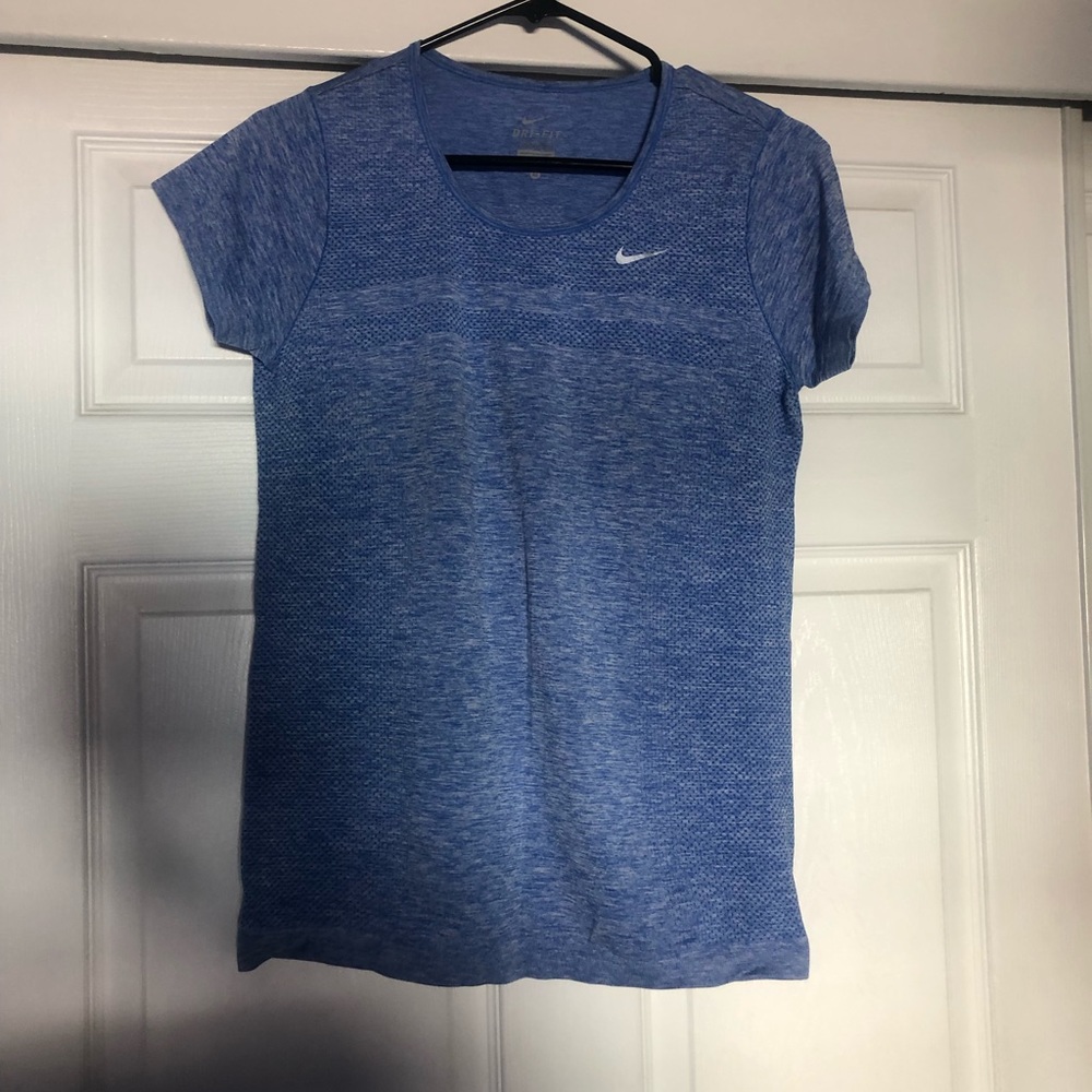 Nike DRI FIT short sleeve top